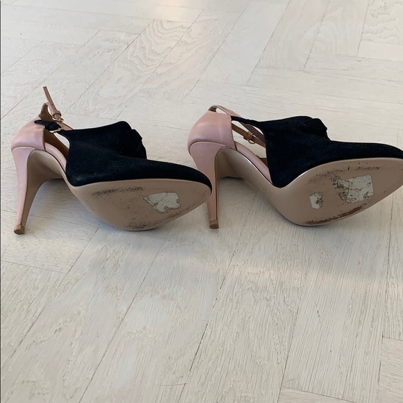 Valentino Garavani Black Heel size 9 - Picture 5 of 7